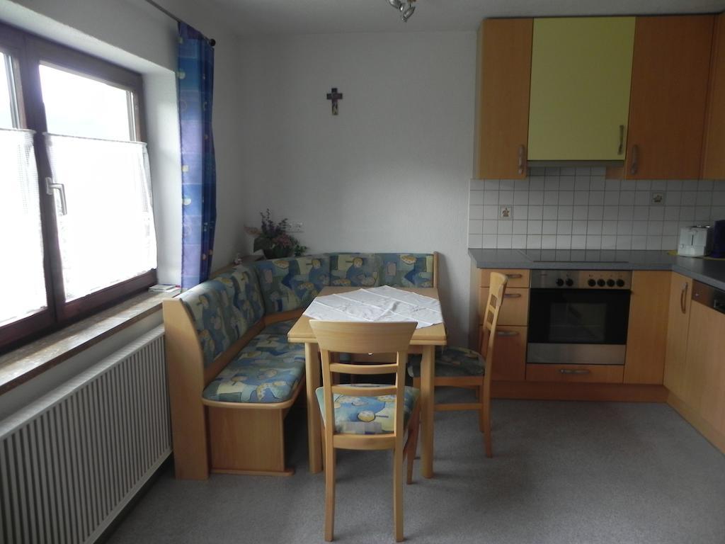 Ferienwohnung Schautzgy Reutte Ruang foto